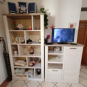 Appartamente Moderno E Accessoriato. Pula